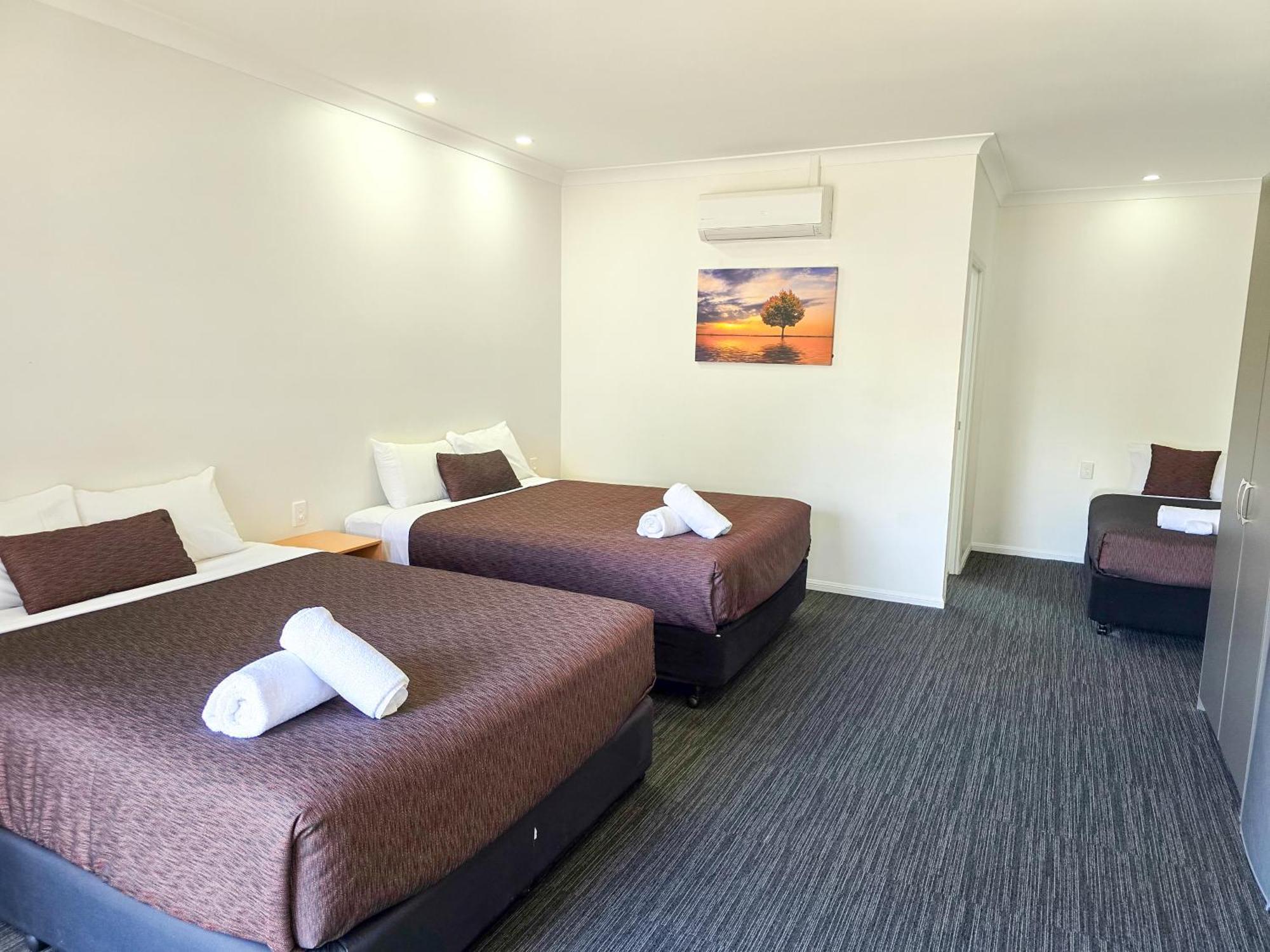 Ascot Lodge Motor Inn Kingaroy Exterior foto